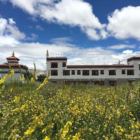 Royal Mustang Resort Nāmbo Eksteriør billede